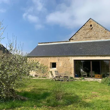 Le Mesnil Dan - Seminaire, De Groupe 24 Personnes Holiday home Lingevres