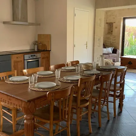 Le Mesnil Dan - Seminaire, De Groupe 24 Personnes Holiday home Lingevres