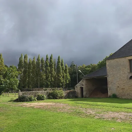 Le Mesnil Dan - Seminaire, De Groupe 24 Personnes בית נופש