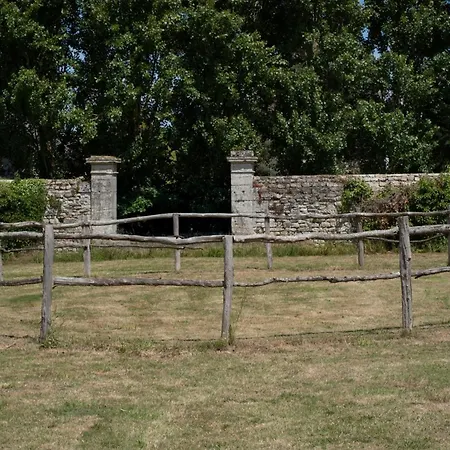 בית נופש Le Mesnil Dan - Seminaire, De Groupe 24 Personnes